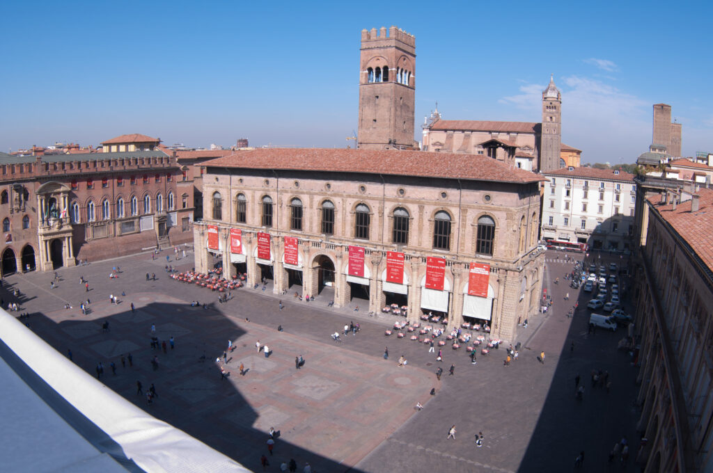 Vista dalla terrazza panoramica della Basilica di San Petronio a Bologna