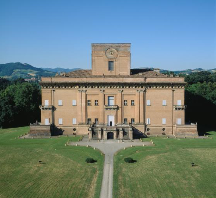 Palazzo Albergati: villa storica del contado di Bologna.