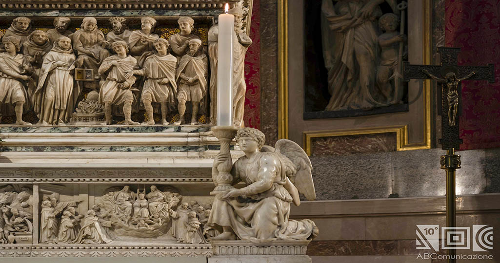 statua di Michelangelo a San Domenico 