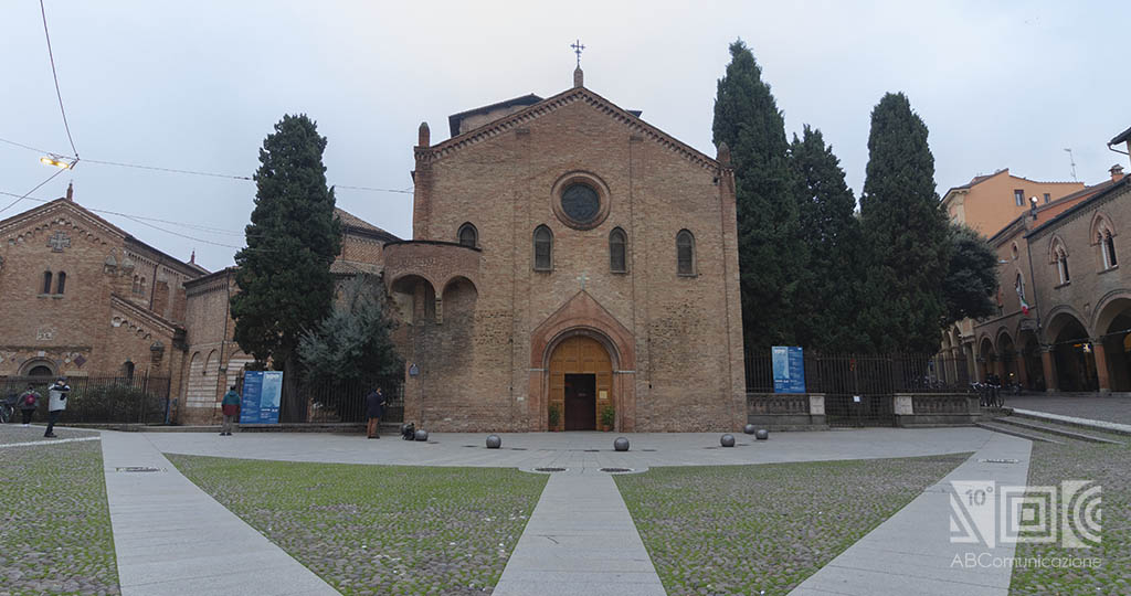 facciata basilica Santo Stefano, Piazza Santo Stefano, Bologna, Bologna centro, Bologna Centro