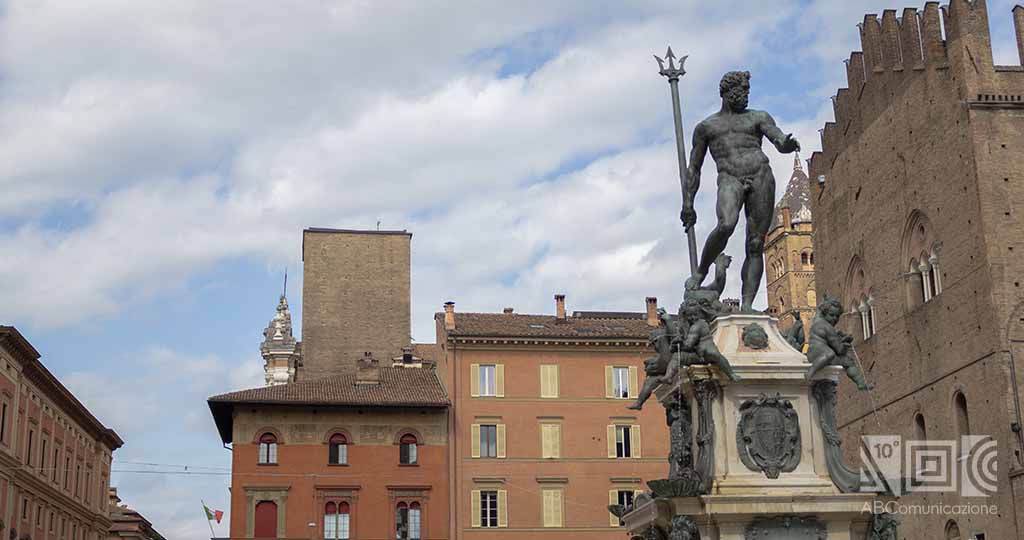 Statua del Nettuno, Piazza Nettuno Bologna, Nettuno Bologna. 